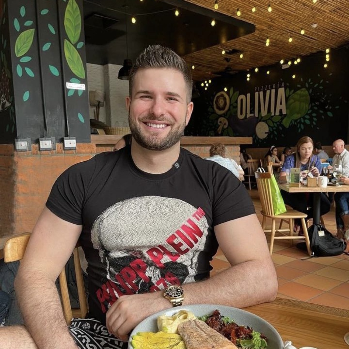 狸猫加速器用户james,很满意狸猫加速器